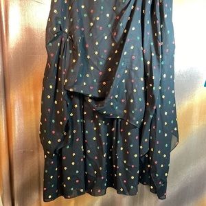 Small Hanna black chiffon skirt with tiny flowers and double layered. 30”‎ waist